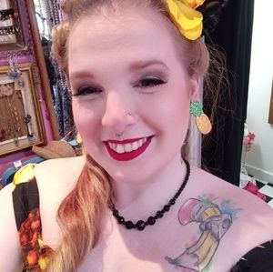 Meet your Posher, Elisa-belle